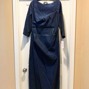 TERI JON Stretch Metallic Ruched Gown